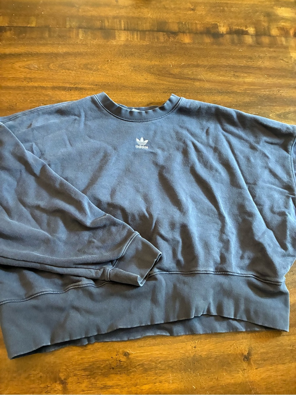 Adidas Sweatshirt Crewneck Women’s Medium Navy Blue Logo Embroidered